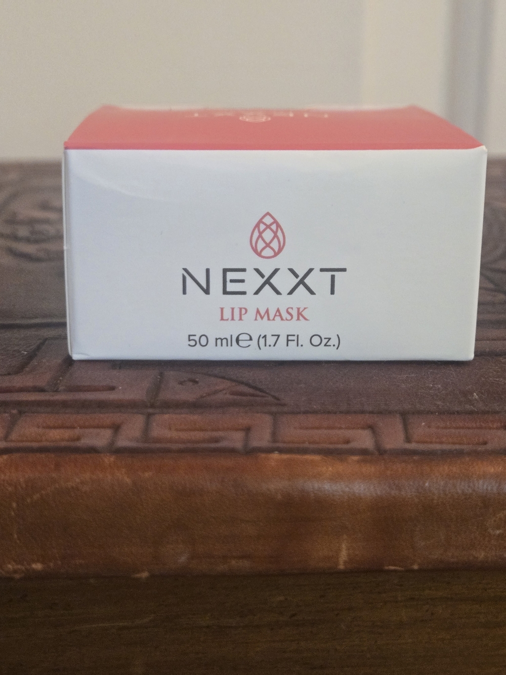 Nexxt Pink and White Lip Mask